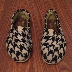 Houndstooth Toms